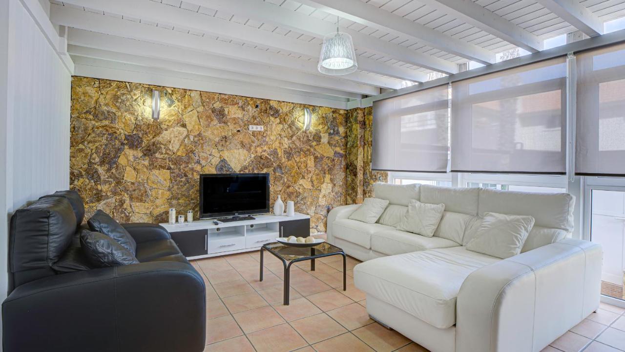 קורלחו Villa Maday מראה חיצוני תמונה